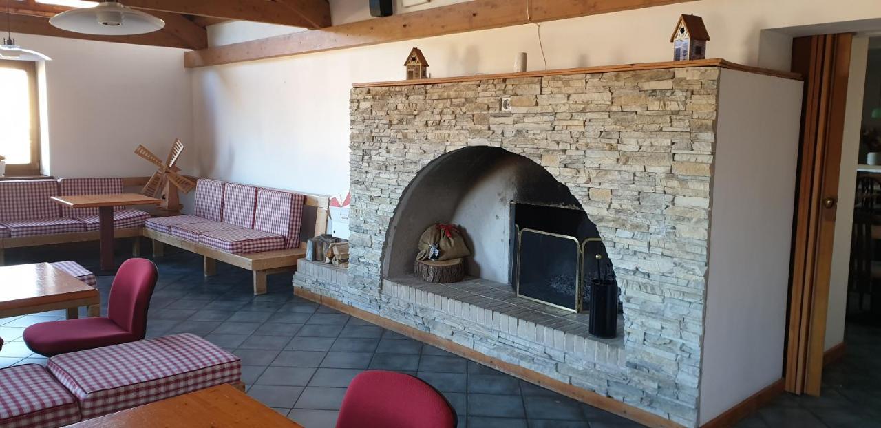 Hotel Martinella Folgaria Exteriör bild